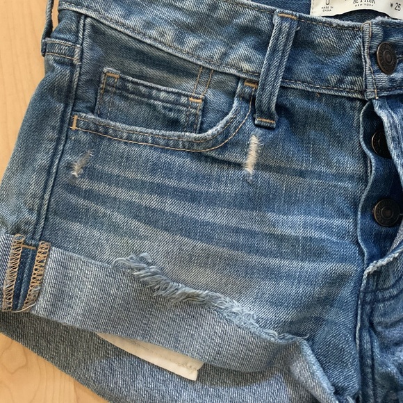 Abercrombie & Fitch Cut Off Mini Shorts - Picture 3 of 6